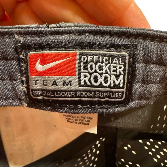 Nike Duke Blue Devils Hat Cap Gray White OSFM - Picture 8 of 9